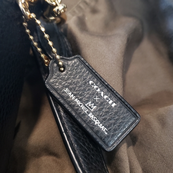 Coach x Basquiat Crossbody Bag (authentic) - Picture 3 of 5